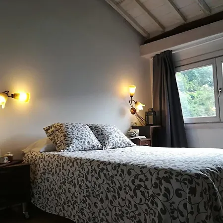 Las Casitas De Peares Holiday home Carballedo (Ourense)