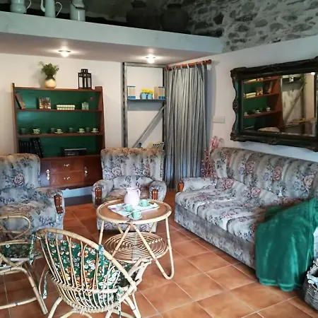 Las Casitas De Peares Holiday home Carballedo (Ourense)