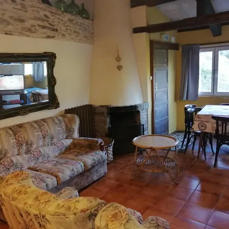 Las Casitas De Peares Holiday home *